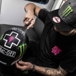 KIT Limpieza Casco HELMET CARE - Image 3
